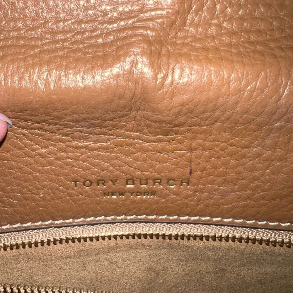 Tory Burch Brown Leather Shoulder Bag - Picture 11 of 16